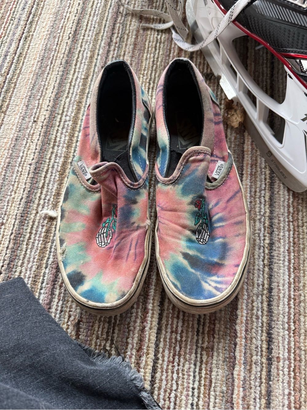 Vans Slip-On Tie-Dye Shoes with Rose Embroidery - Multicolor